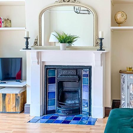 The Groves - Quaint Victorian Home - Free Parking York Extérieur photo
