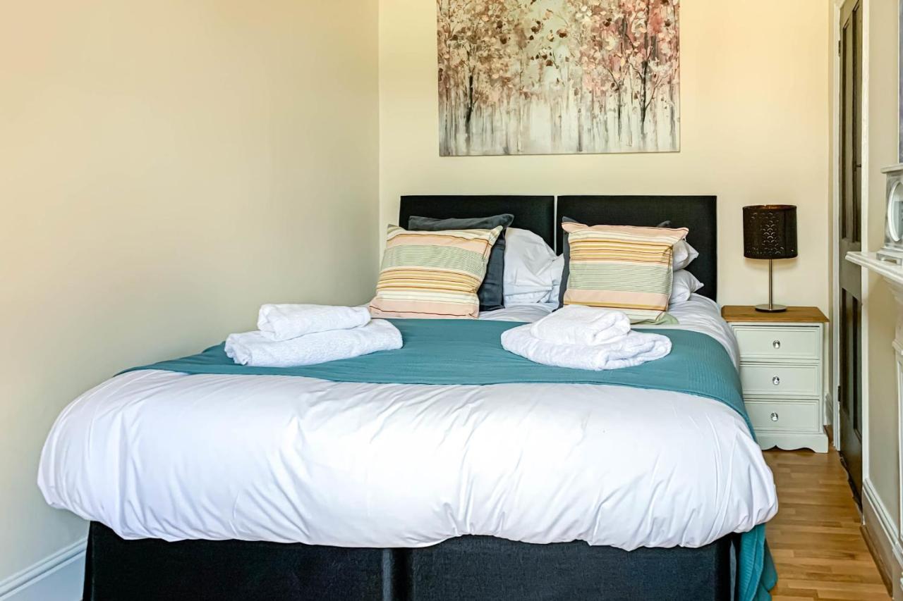 The Groves - Quaint Victorian Home - Free Parking York Extérieur photo